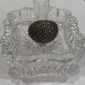 Chunky sterling marcasite dome ring. Size 7.5